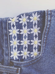 Pocket Full of Daisies Shorts